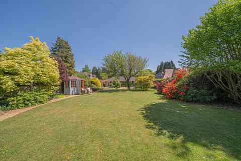 4 bedroom detached bungalow for sale, Four Ashes Road, Bentley Heath, B93
