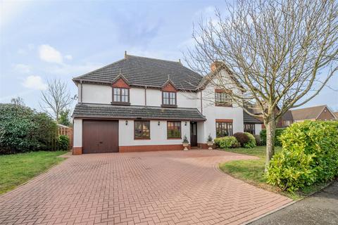 5 bedroom detached house for sale, Carnoustie Drive, Great Denham, Bedford