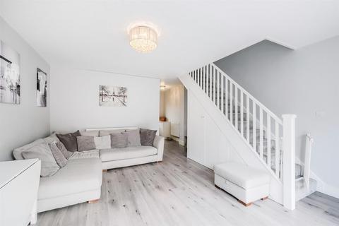 7 Field Close, London, E4 9DJ