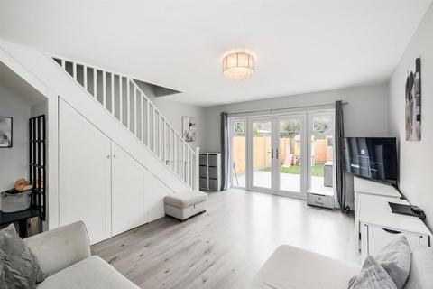 7 Field Close, London, E4 9DJ