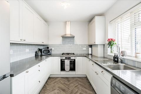 7 Field Close, London, E4 9DJ