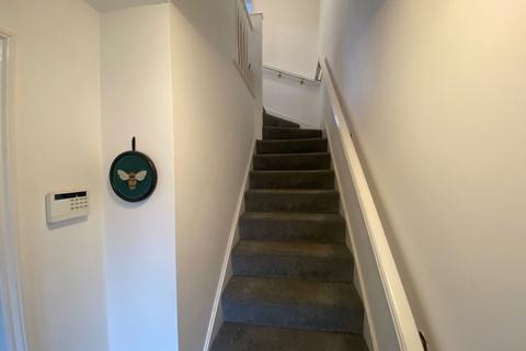 9 Alasdair Close, Chadderton, Oldham, OL9 0NE