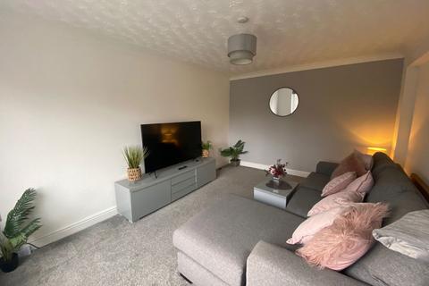 9 Alasdair Close, Chadderton, Oldham, OL9 0NE