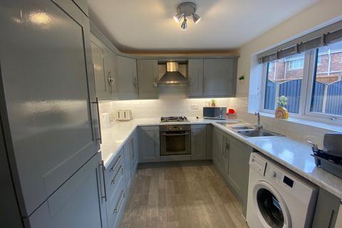 9 Alasdair Close, Chadderton, Oldham, OL9 0NE