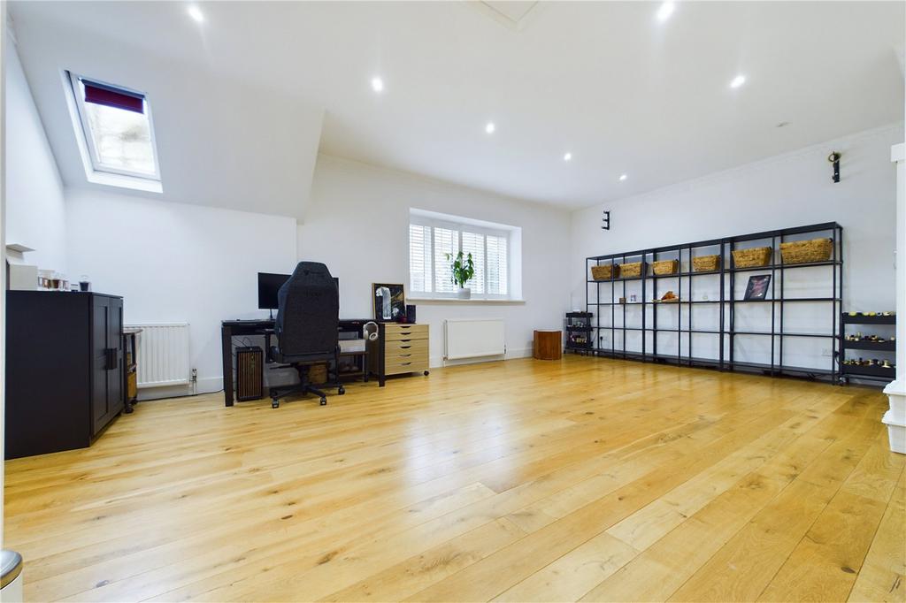 Bedroom/Studio