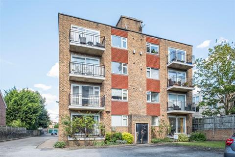 3 bedroom flat for sale, Queens Gate Gardens, London