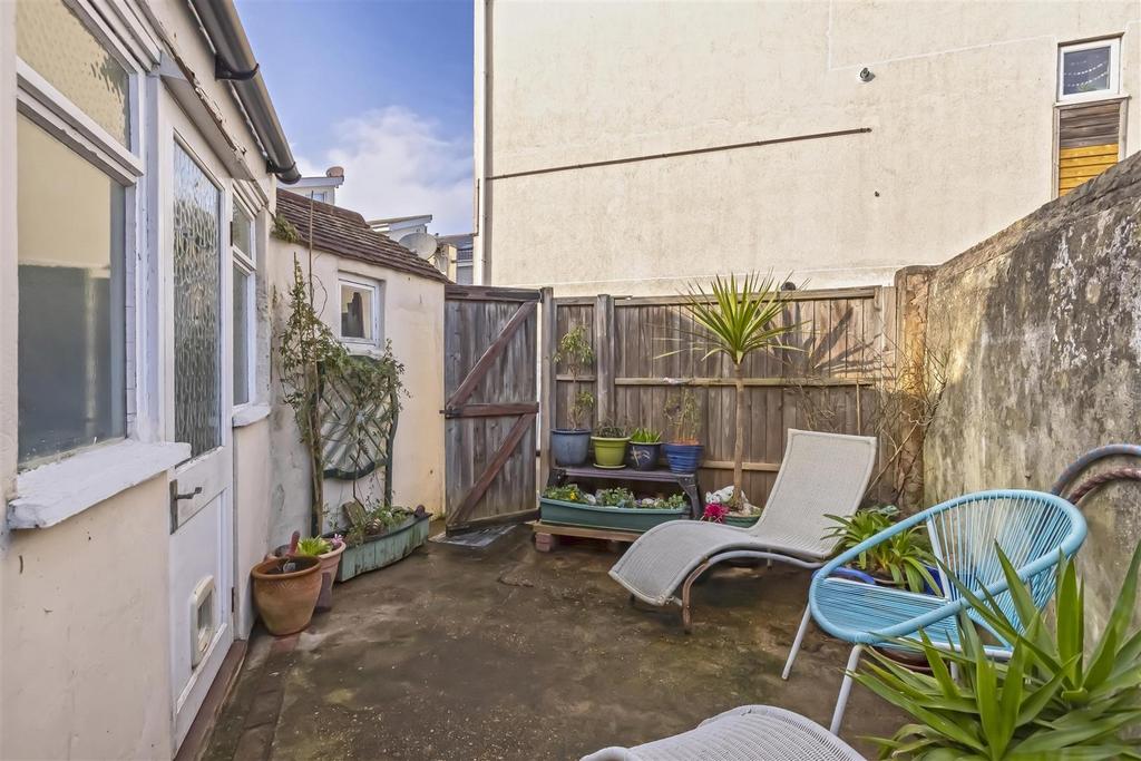Newland Rd 17.jpg