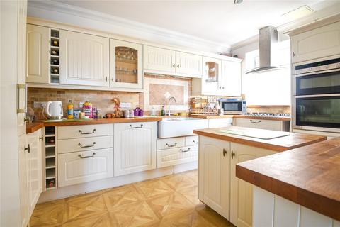 18 Fairfield Avenue, Ruislip, HA4 7PH