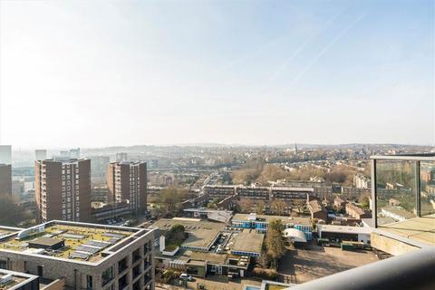 1 bedroom flat for sale, Parkside Avenue, London SE10