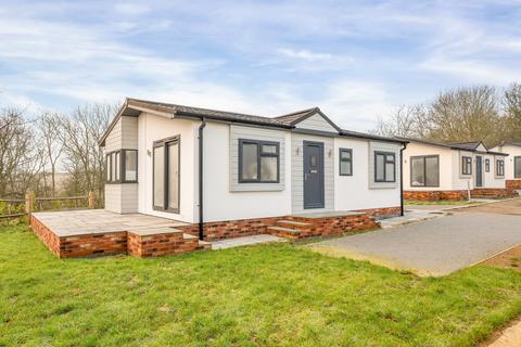 undefined, Stamford Park, Bourne