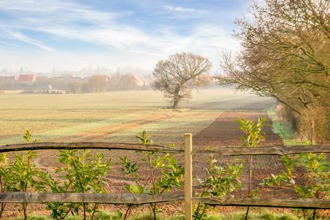 undefined, Stamford Park, Bourne