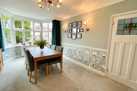 3 bedroom semi-detached house for sale, Bibury Road, Hall Green