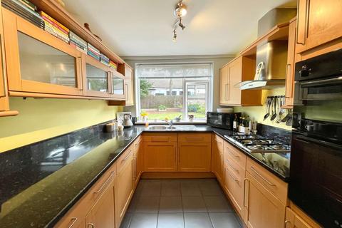 3 bedroom semi-detached house for sale, Bibury Road, Hall Green