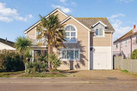 2 Ariel Drive, Bournemouth, BH6 4LR