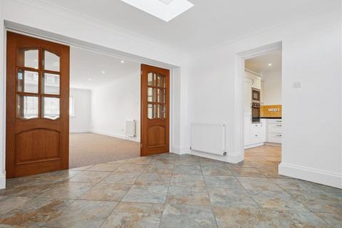 2 Ariel Drive, Bournemouth, BH6 4LR