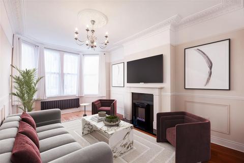 3 bedroom flat to rent, Drayton Road, Ealing W13