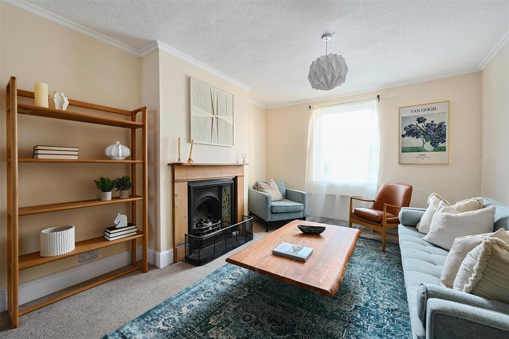 83 NORMAN ROAD - TN38 PEG (14).jpg