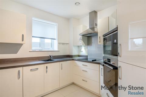 1 bedroom apartment for sale, Lowe House, London Road, Knebworth