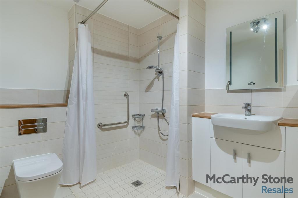 8635811-interior03.jpg