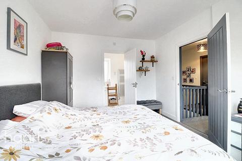 11 Vulcan Close, Biggin Hill, Westerham, TN16 3FL