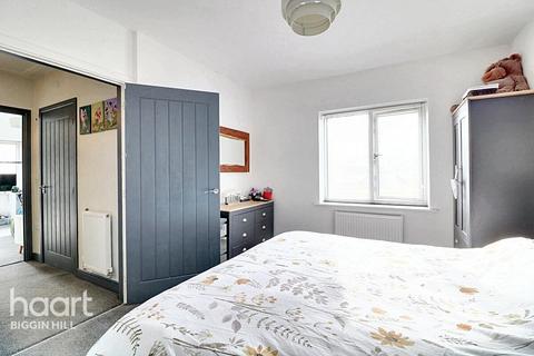 11 Vulcan Close, Biggin Hill, Westerham, TN16 3FL