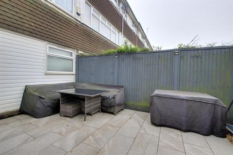 1 bedroom maisonette for sale, The Wye, Hemel Hempstead