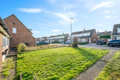 28 Wessex Drive, Erith, DA8 3AF