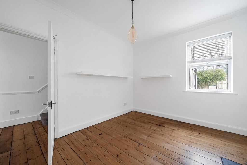 Reception/Bedroom