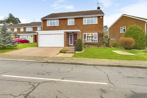 4 bedroom detached house for sale, Green End Road, Boxmoor