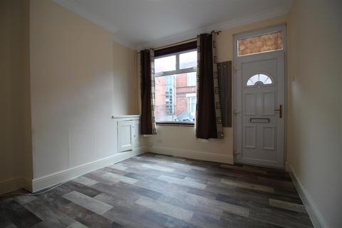 3 bedroom house to rent, Paton Street, Leicester