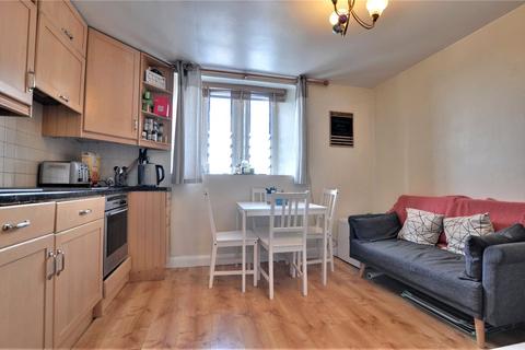 1 bedroom apartment for sale, Egham Hill, Surrey TW20