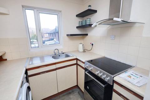 1 bedroom flat for sale, Alders Close,  Wanstead, E11 3RZ