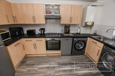 1 bedroom flat for sale, Kiln Road, Thundersley, Benfleet