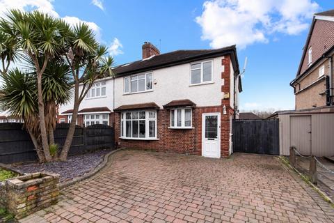 29 Killester Gardens, Worcester Park, KT4 8UA