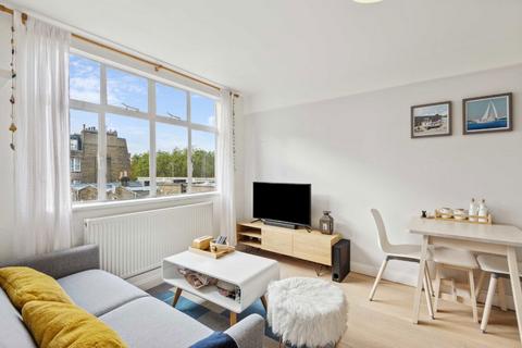 1 bedroom flat for sale, Shepherds Bush Green, London W12