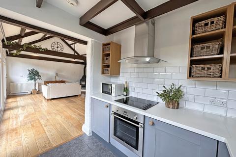 2 bedroom detached bungalow for sale, Treworga - Roseland Peninsula, Cornwall