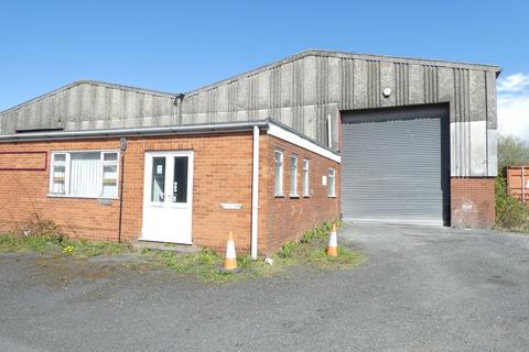 Industrial unit to rent, Barracks Road, Sandy Lane Industrial Estate