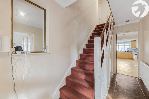20 Meadow Way, Dartford, DA2 6AB