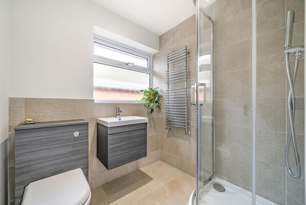 Modern Bathroom