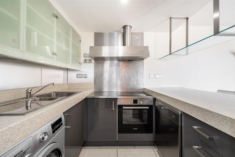 2 bedroom apartment for sale, 17 New Wharf Road, London N1