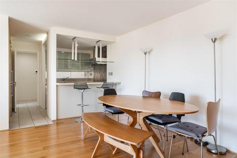 2 bedroom apartment for sale, 17 New Wharf Road, London N1