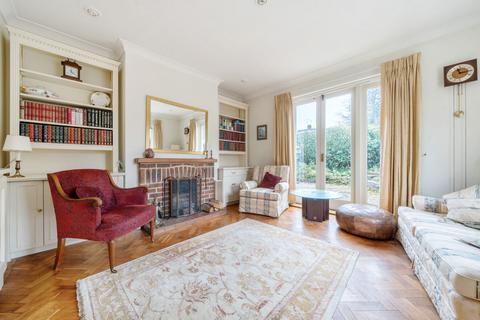 The Retreat Catteshall Road, Godalming, GU7 1LR