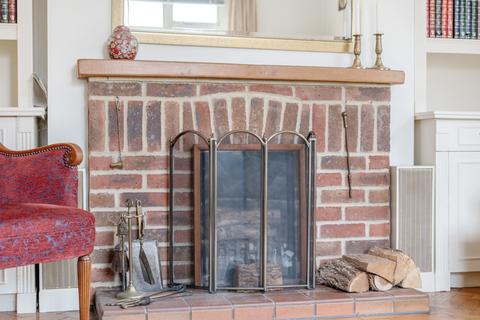 The Retreat Catteshall Road, Godalming, GU7 1LR
