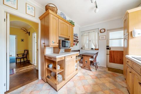 The Retreat Catteshall Road, Godalming, GU7 1LR