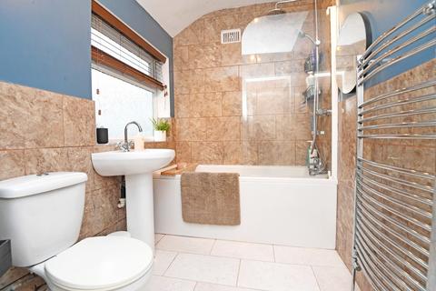 48 Albert Place, Harrogate, HG1 4QA