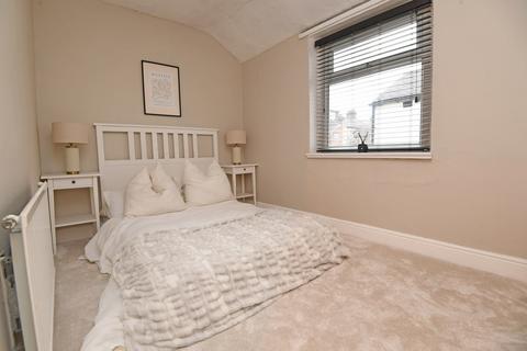48 Albert Place, Harrogate, HG1 4QA