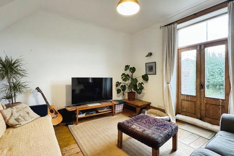 2 bedroom end of terrace house for sale, Swaine Hill Crescent, Leeds LS19