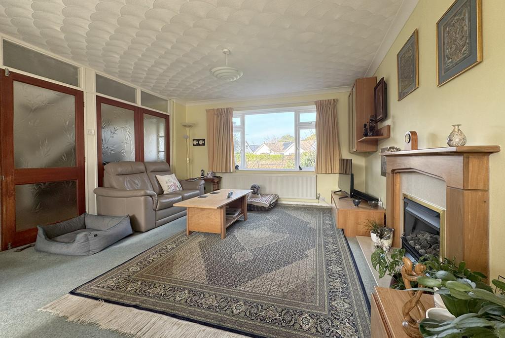 17 KD Sitting Room