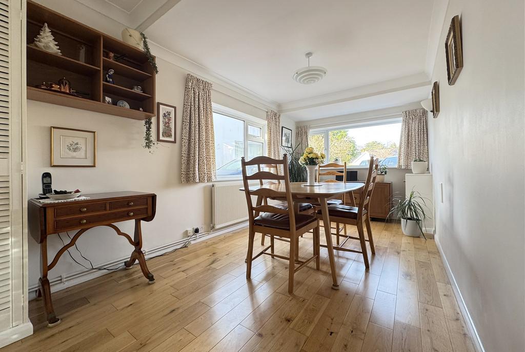 17 KD Dining Room