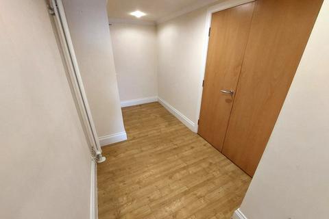 3 bedroom apartment for sale, Park Croft, Bury New Road, Salford, M7